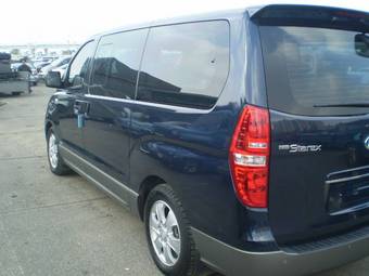 2008 Hyundai Starex Photos