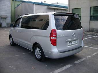 2008 Hyundai Starex Photos
