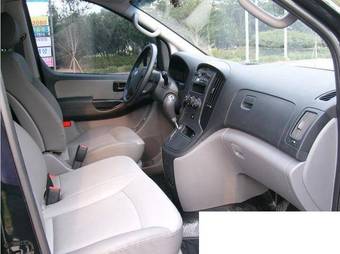 2008 Hyundai Starex Photos