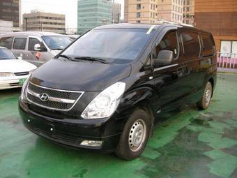 2008 Hyundai Starex Photos