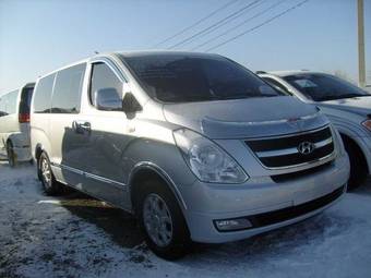 2008 Hyundai Starex Images