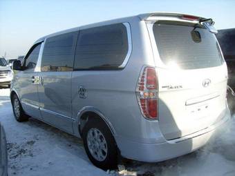 2008 Hyundai Starex Pics