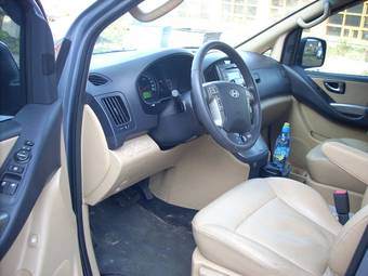 2008 Hyundai Starex Pictures