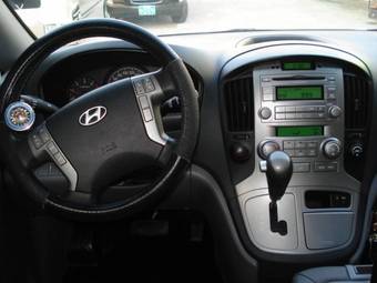 2008 Hyundai Starex Wallpapers