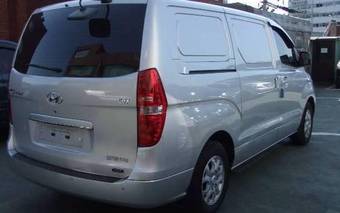 2008 Hyundai Starex Pictures