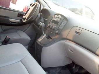 2008 Hyundai Starex Pictures