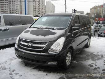 2008 Hyundai Starex Photos