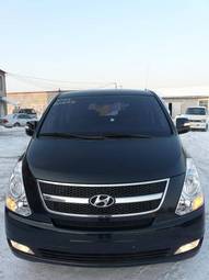 2008 Hyundai Starex Photos