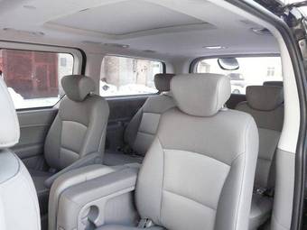 2008 Hyundai Starex Images