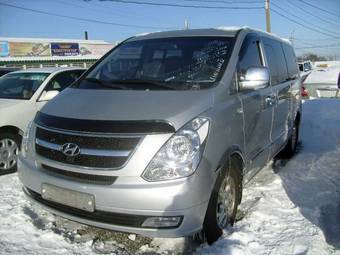 2008 Hyundai Starex Pictures