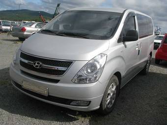 2008 Hyundai Starex Photos