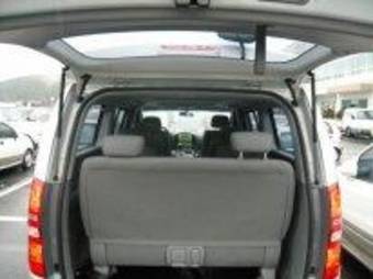 2008 Hyundai Starex Pics