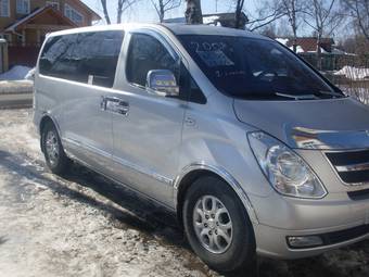 2008 Hyundai Starex Photos