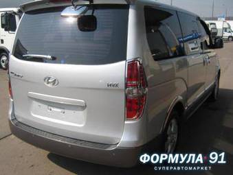 2008 Hyundai Starex Photos