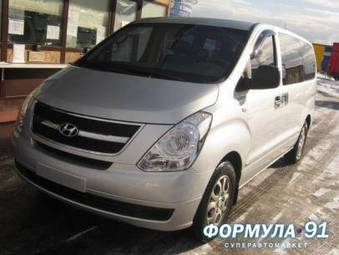 2008 Hyundai Starex Photos