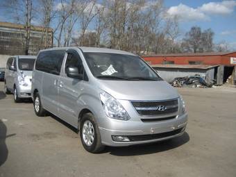 2008 Hyundai Starex Photos