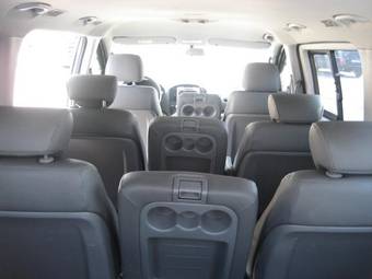 2008 Hyundai Starex Images