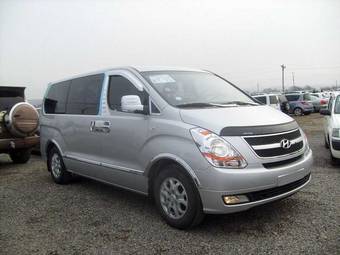 2008 Hyundai Starex Photos