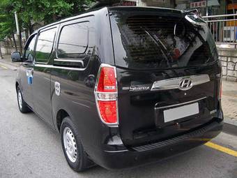 2008 Hyundai Starex Pictures