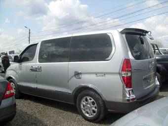 2008 Hyundai Starex Photos