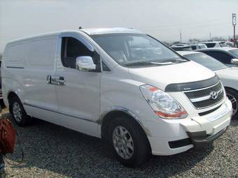 2008 Hyundai Starex Photos