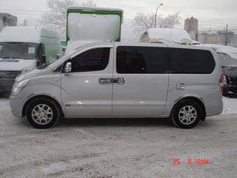 2008 Hyundai Starex Images