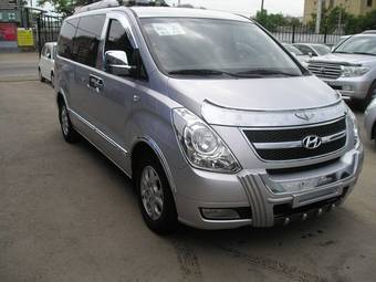 2008 Hyundai Starex Photos