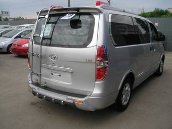 2008 Hyundai Starex Pictures