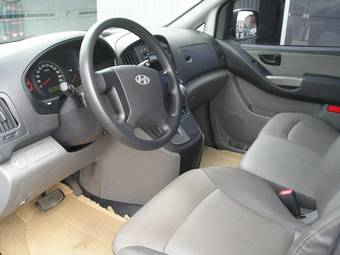 2008 Hyundai Starex Photos