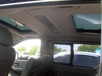 2008 Hyundai Starex Images