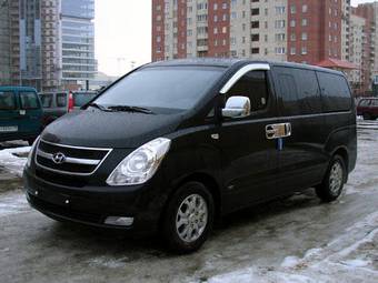 2009 Hyundai Starex Photos