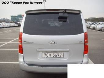 2009 Hyundai Starex Pictures