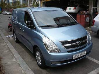 2009 Hyundai Starex Pictures