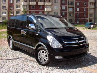 2009 Hyundai Starex Pictures