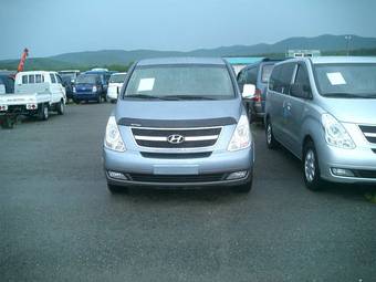 2009 Hyundai Starex Pictures