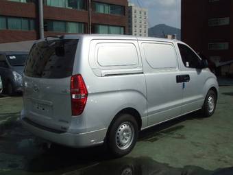 2009 Hyundai Starex Pictures