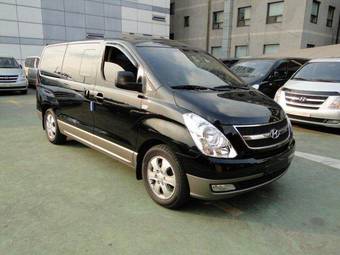 2009 Hyundai Starex Photos