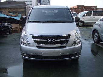 2009 Hyundai Starex Pictures