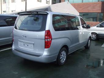 2009 Hyundai Starex Pictures