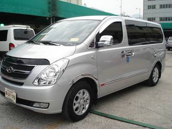 2009 Hyundai Starex Pics