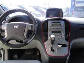 2009 Hyundai Starex Pictures