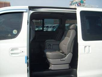 2009 Hyundai Starex Pictures