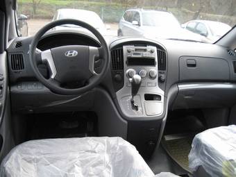 2009 Hyundai Starex Pictures