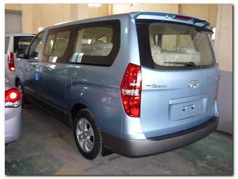 2009 Hyundai Starex Photos