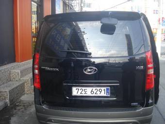 2009 Hyundai Starex Pictures