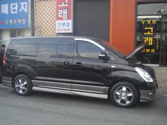 2009 Hyundai Starex Pictures