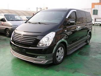 2009 Hyundai Starex Pics