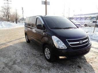2009 Hyundai Starex Photos