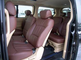 2009 Hyundai Starex Pictures