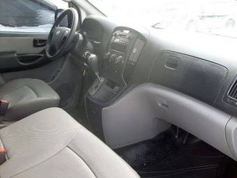 2009 Hyundai Starex Wallpapers